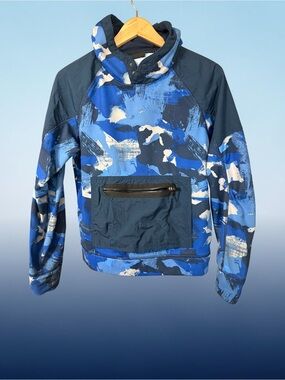 Boys Athletic Works Blue Multi Camo Pullover Hoodie